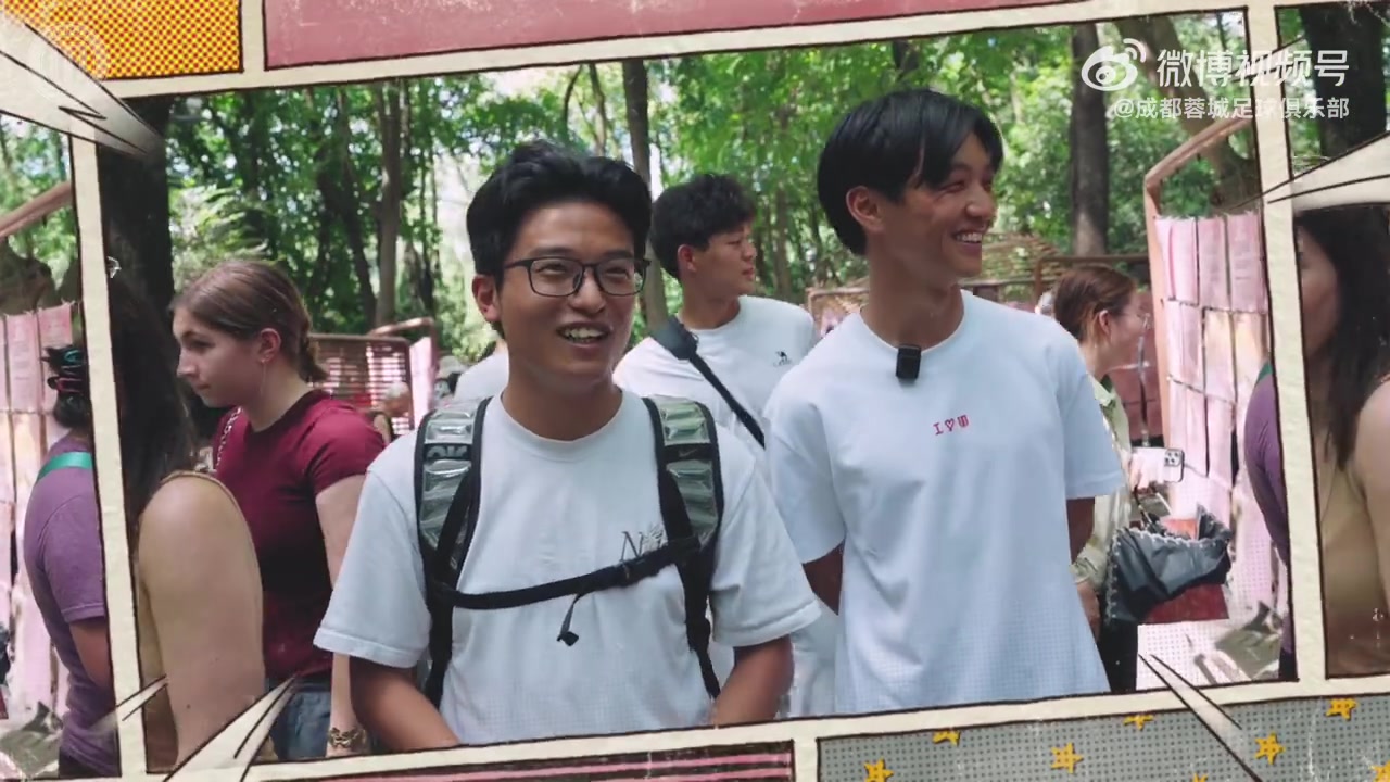 杨明洋专访:人民公园漫步,中场十分钟对话成都慢生活
