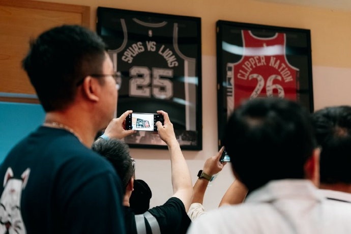 广州龙狮第二届“挎fit人”球迷代表会议收官 俱乐部承诺落实建议 广州龙狮第二届“挎fit人”球迷代表会议收官 俱乐部承诺落实建议
