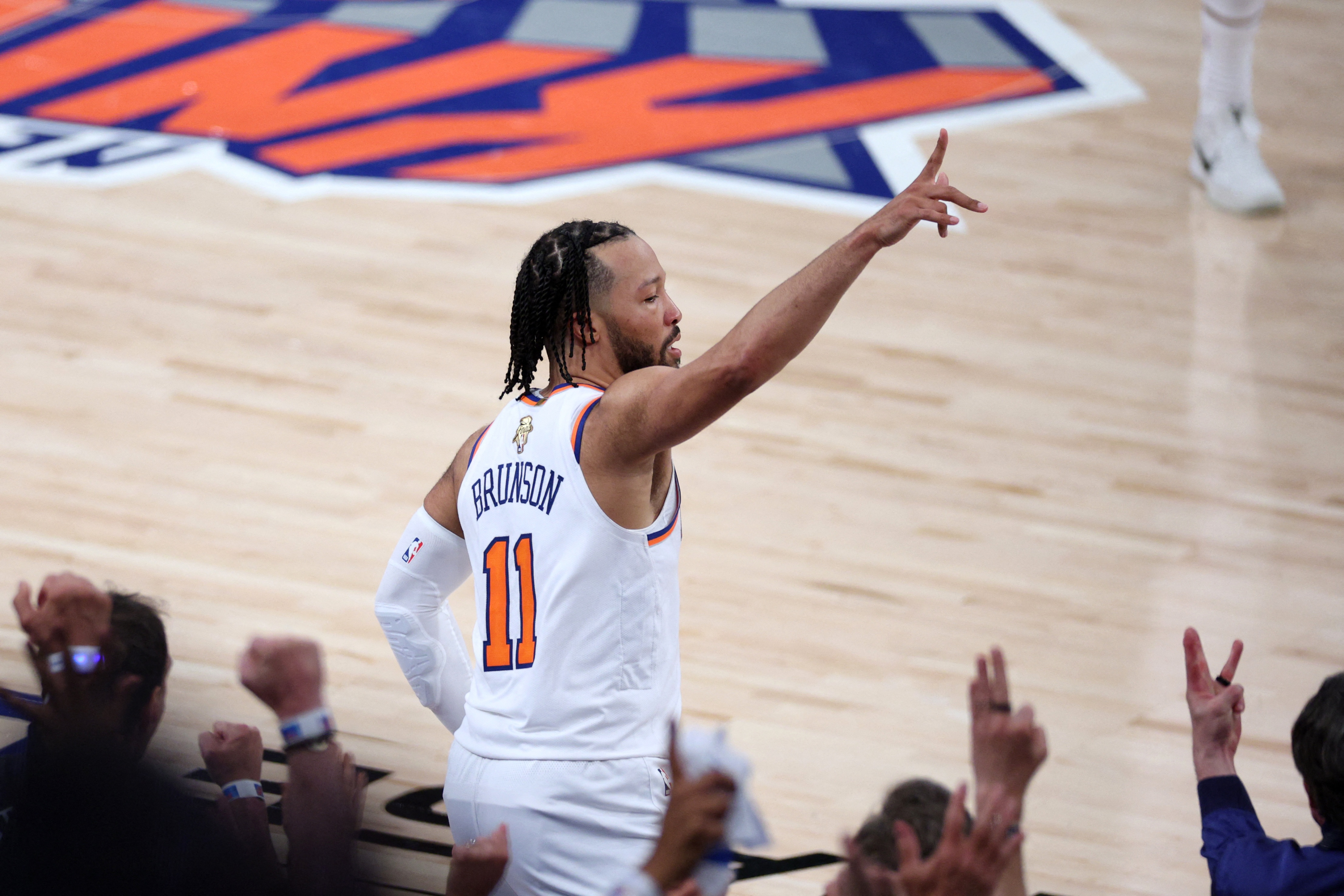 布伦森ESPY三奖加冕,NBA球员11次获最佳男运动员 布伦森ESPY三奖加冕,NBA球员11次获最佳男运动员