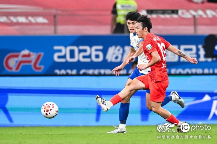 海港主场0-1负泰山,三粒进球被吹后将战重庆 海港主场0-1负泰山,三粒进球被吹后将战重庆