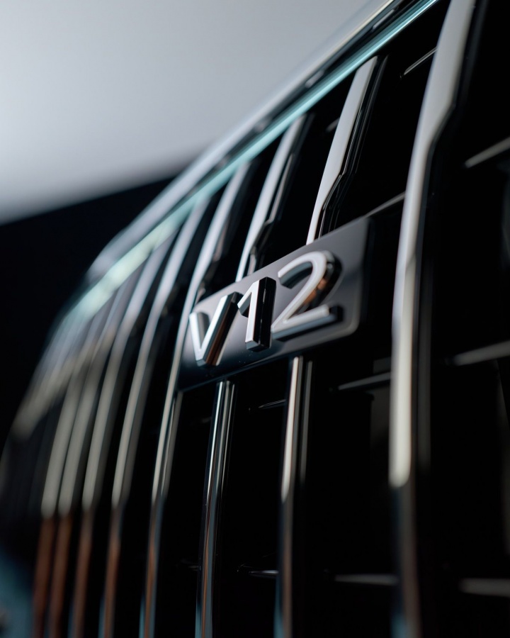 奔驰迈巴赫发布詹姆斯S级定制款 官方确认慈善拍卖 奔驰迈巴赫发布詹姆斯S级定制款 官方确认慈善拍卖