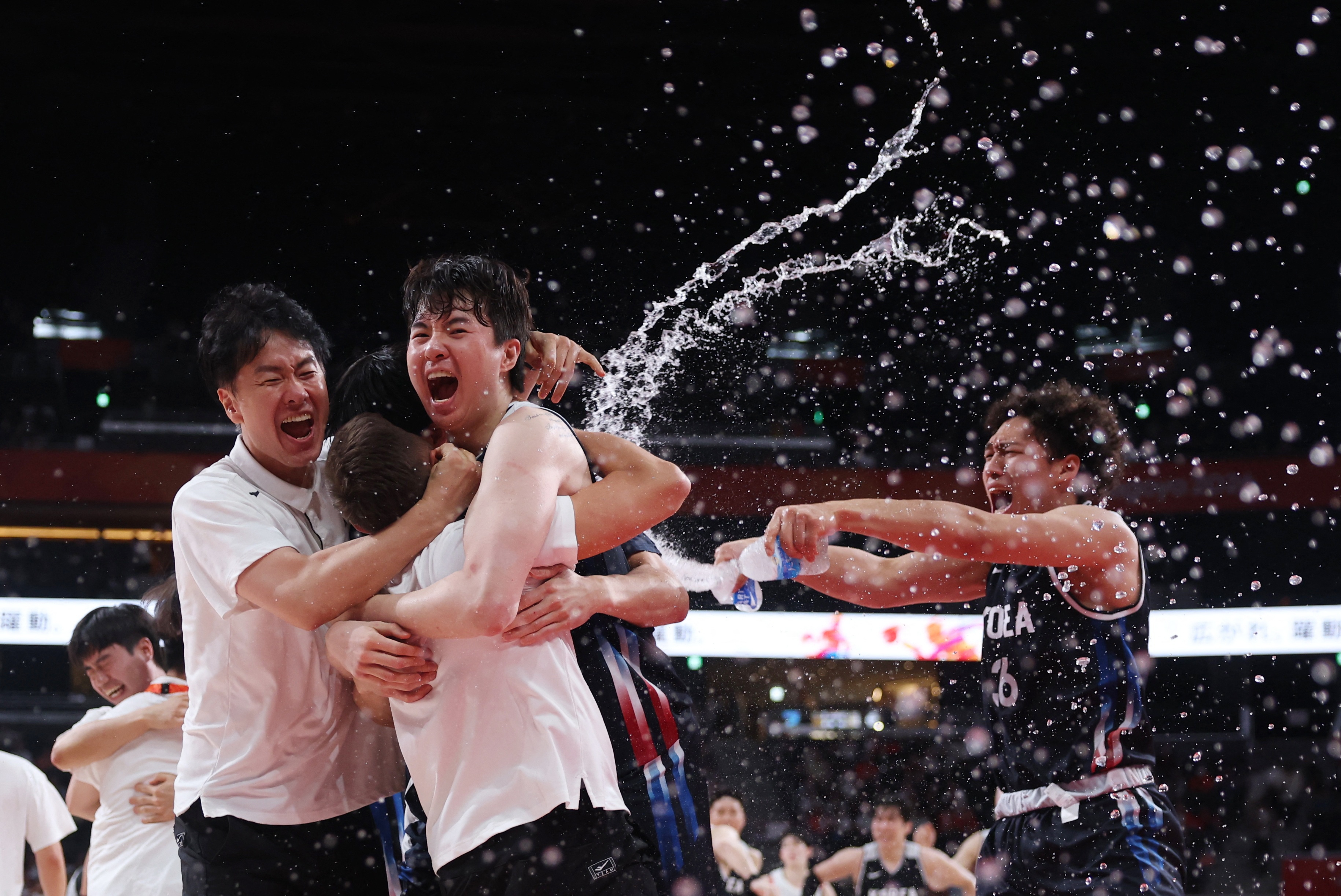 你的梦想?李贤重:梦想有很多 想去NBA 想参加世界杯 甚至奥运会 你的梦想?李贤重:梦想有很多 想去NBA 想参加世界杯 甚至奥运会